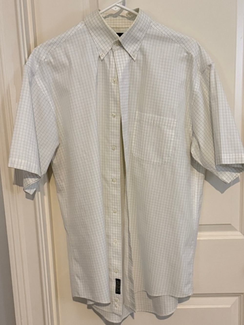 Jos. A. Bank Short-Sleeve White Shirt with Light Green Grid